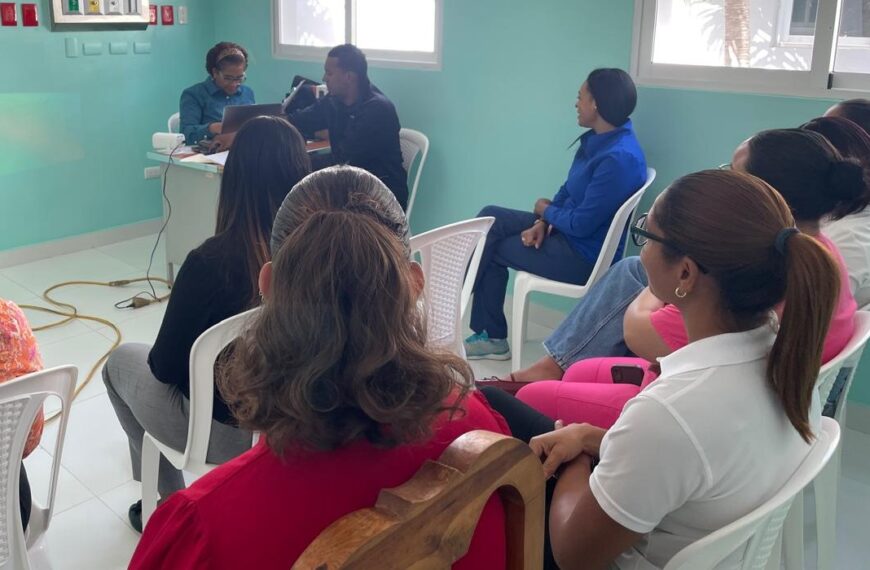 Hospital Municipal Pepillo Salcedo fortalece la calidad de atenci&oacute;n con capacitaci&oacute;n en Humanizaci&oacute;n de los Servicios